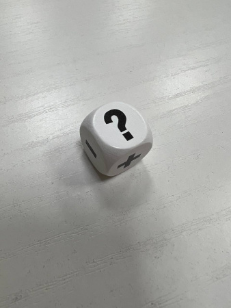 Кубик D6 (+, -, ?)